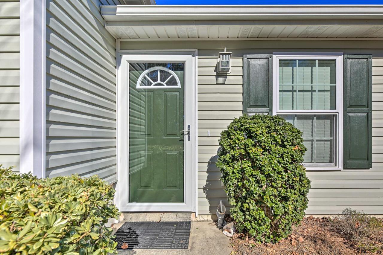 Beaufort Pad With Patio 3 Blocks To Waterfront! Bagian luar foto